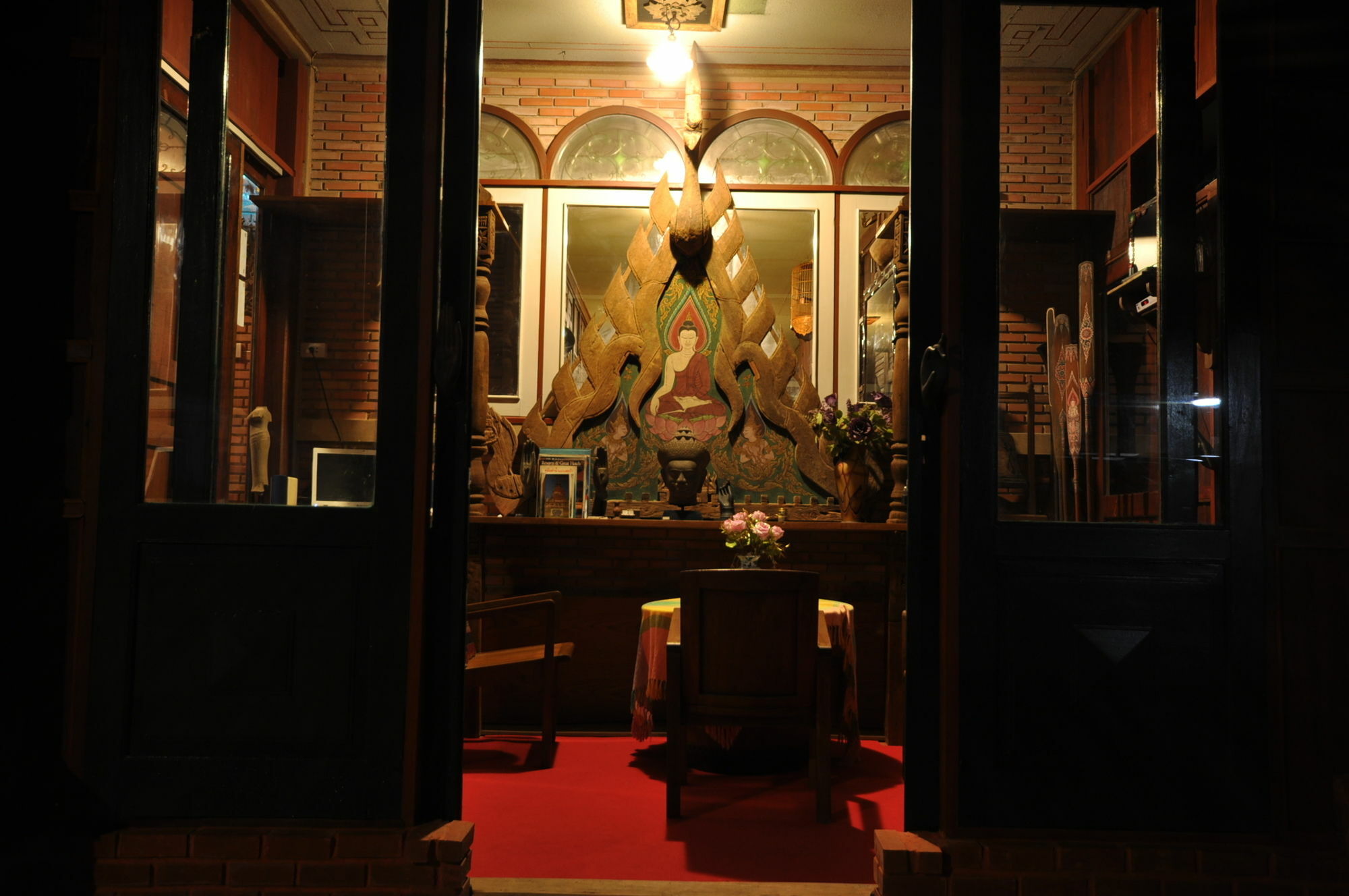 Отель The Sixty At Ayutthaya Экстерьер фото