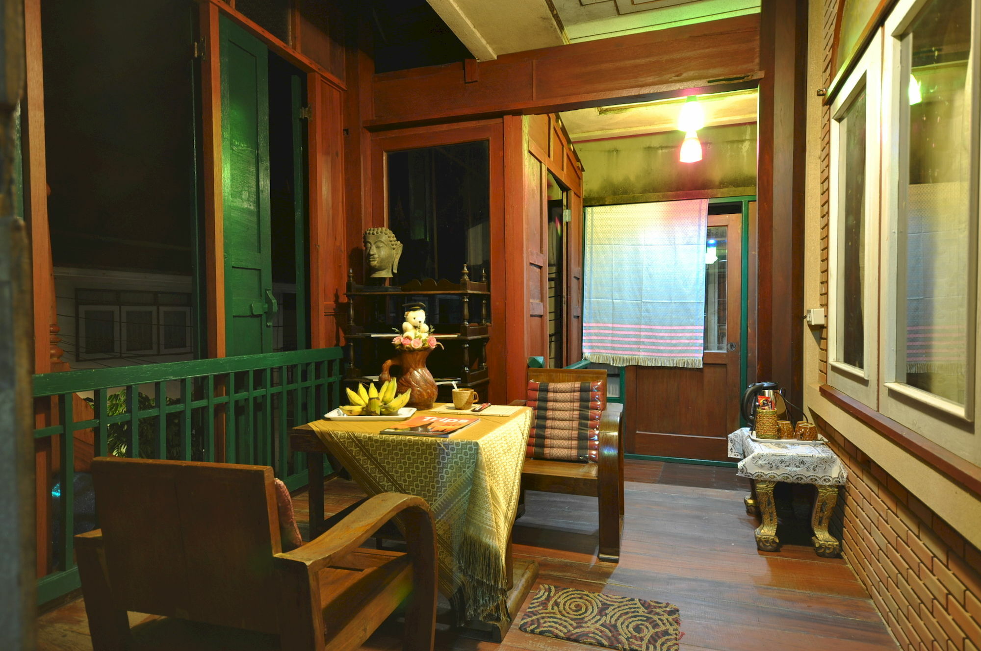 Отель The Sixty At Ayutthaya Экстерьер фото